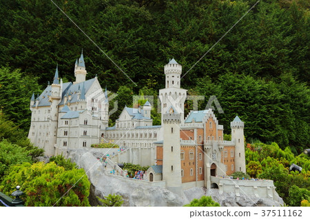 新天鵝堡 37511162