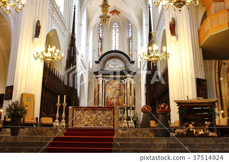 Our Lady of Antwerp 37514924