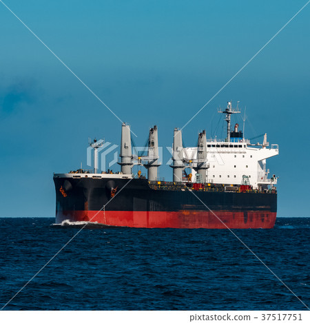 Black cargo ship 37517751