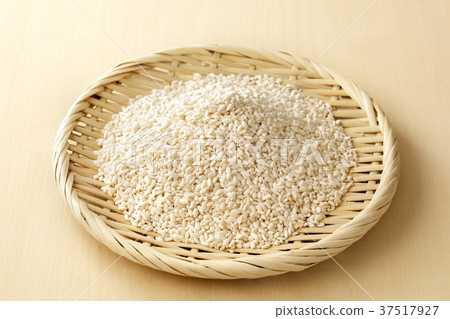 Malted rice  37517927