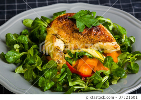Chicken Supreme on vegetable pappardelle 37521601