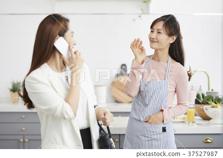 媽媽,女兒,生活,韓國人 媽媽,女兒,生活,韓國人 37527987