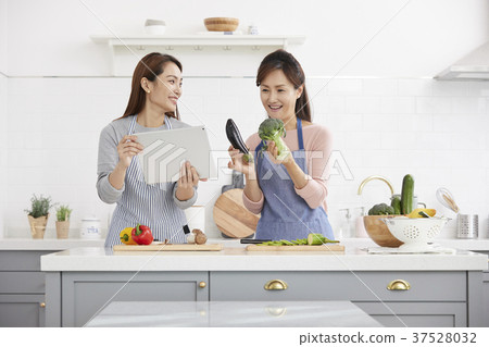 Mom, Daughter, Life, Korean Mom, Daughter, Life, Korean 37528032