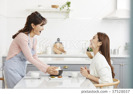 媽媽,女兒,生活,韓國人 媽媽,女兒,生活,韓國人 37528037