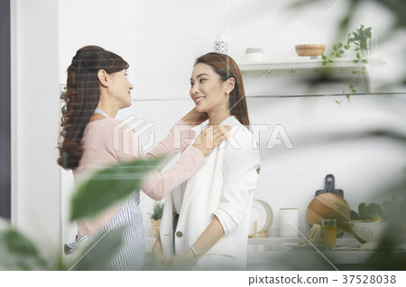 媽媽,女兒,生活,韓國人 媽媽,女兒,生活,韓國人 37528038