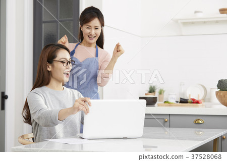 媽媽,女兒,生活,韓國人 媽媽,女兒,生活,韓國人 37528068