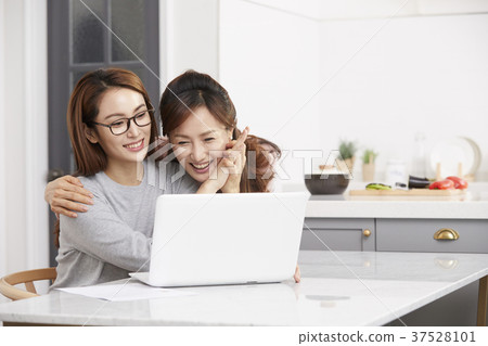 媽媽,女兒,生活,韓國人 媽媽,女兒,生活,韓國人 37528101