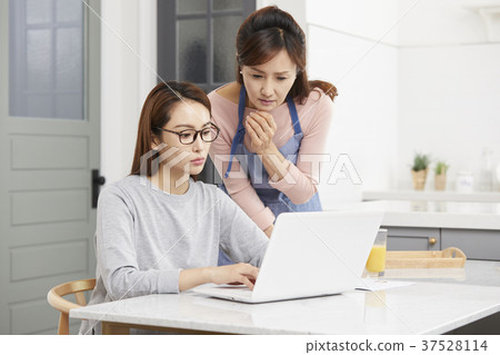 媽媽，女兒，生活，韓國人 37528114