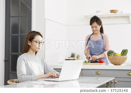 媽媽，女兒，生活，韓國人 37528148