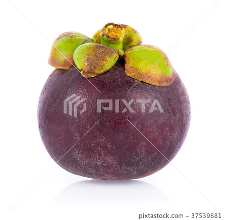 mangosteen isolated on white background 37539881