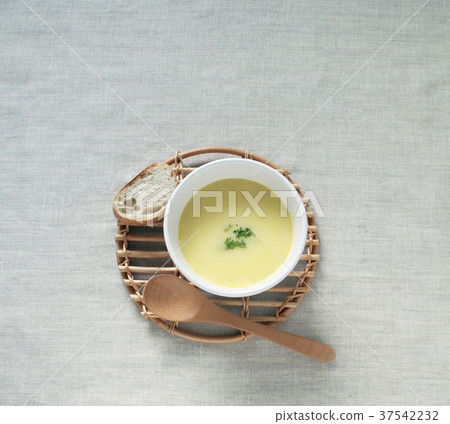 Potage soup bread cheese tray 37542232