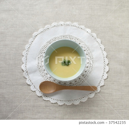 Potage soup lace circular mat 37542235