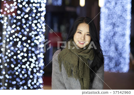 Seoul Myeongdong Night 37542960
