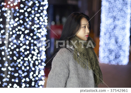 Seoul Myeongdong Night 37542961