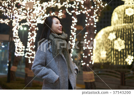 Seoul Myeongdong Night 37543200