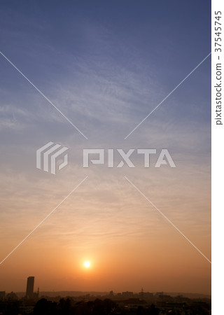Sunset sky 37545745