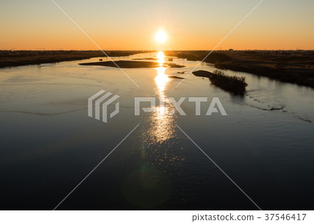 Asahi rising from the Tone River in the Kanto Plain Asahi rising from the Tone River in the Kanto Plain 37546417