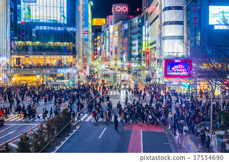 Tokyo Shibuya Station Scramble intersection night view 37554690