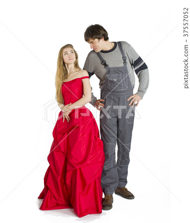 Concept of mesalliance and unequal match. 37557052
