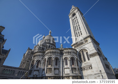Sacre Couer Church from Paris 37559595