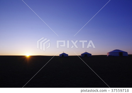 Mongolia Sunset Mongolia Sunset 37559718