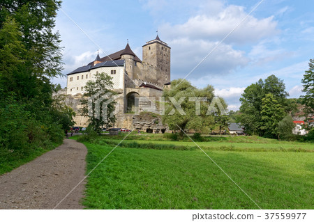 Kost (gothic castle). Czech Republic 37559977