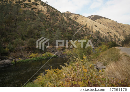 merced river on warm autumn day 37561176