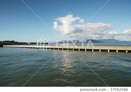 San Francisco bay from pier in sunny warm day San Francisco bay from pier in sunny warm day 37562086