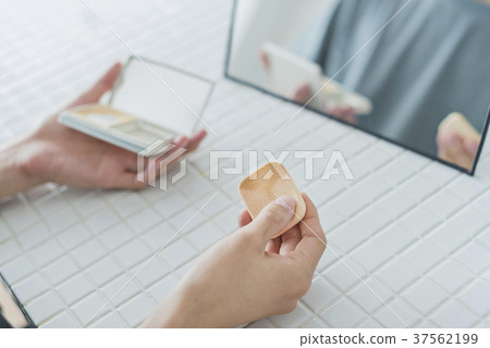 Men's Beauty Men's Makeup Skin 37562199