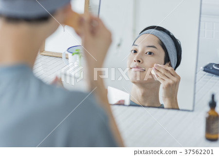 Men's Beauty Men's Makeup Skin 37562201