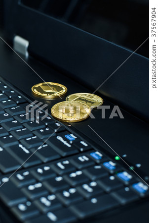 Bitcoin, litecoin ethereum on PC, business concept Bitcoin, litecoin ethereum on PC, business concept 37567904