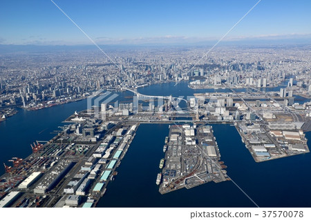 Tokyo / Haneda Airport 37570078