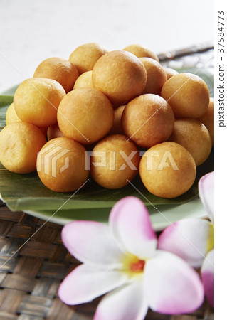 Khanom Kinook Crater (Thai quail sweet potato sweets) 37584773