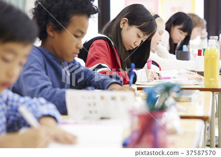 International school class scene International school class scene 37587570