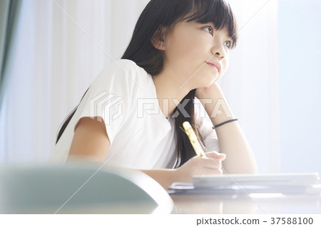 Schoolchild classroom girl Schoolchild classroom girl 37588100