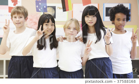 國際學校同學肖像 37588168