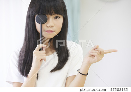 小學生體檢視力檢查 37588185