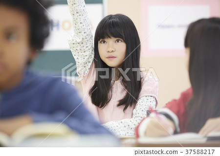 International school class scene 37588217