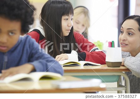 International school class scene 37588327