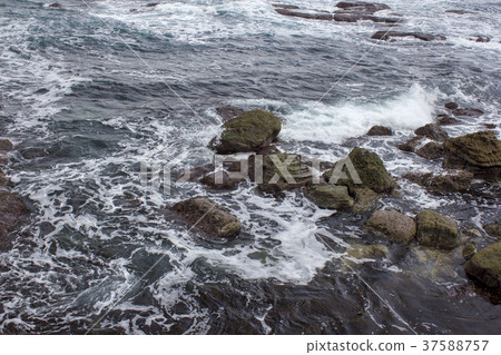 Incheon coast 37588757