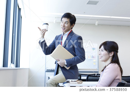 商務人士休息一下 商務人士休息一下 37588930
