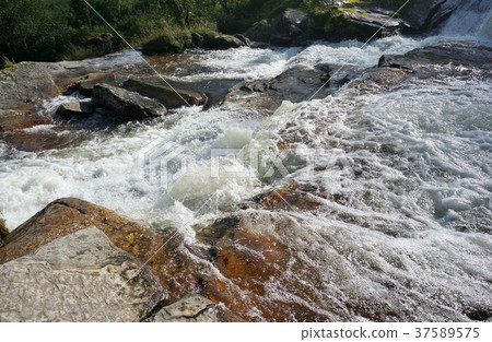 Snow Queen Stage 挪威 Tvinde Waterfall-4 37589575