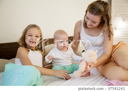 three girls play sisters in the morning in the three girls play sisters in the morning in the 37591241