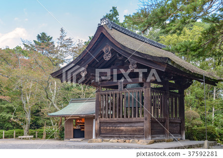 三井寺（Sonjo-ji Temple）鐘樓（三井的鐘樓） 37592281