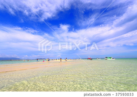 Phantom Island Phantom Island 37593033