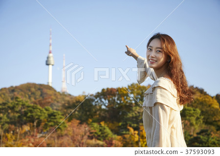 Young woman Young woman 37593093