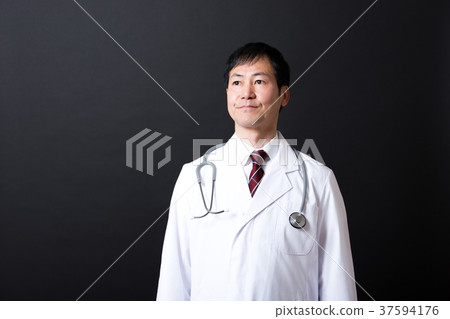 Middle Male in White Coat Middle Male in White Coat 37594176