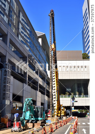 線路中央新幹線在JR品川站港南出口側的施工現場 37597975