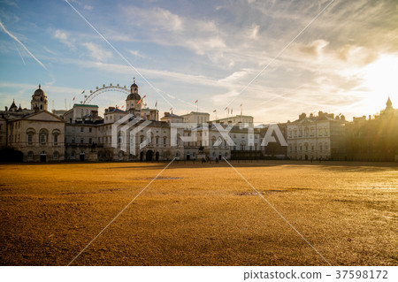 Horse Guard's Parade in London, UK Horse Guard's Parade in London, UK 37598172