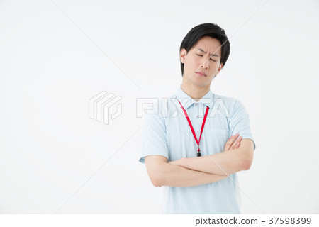 馬球襯衫的男性工作人員 37598399